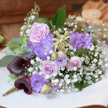画像をギャラリービューアに読み込む, 紫色が基調のブーケ M